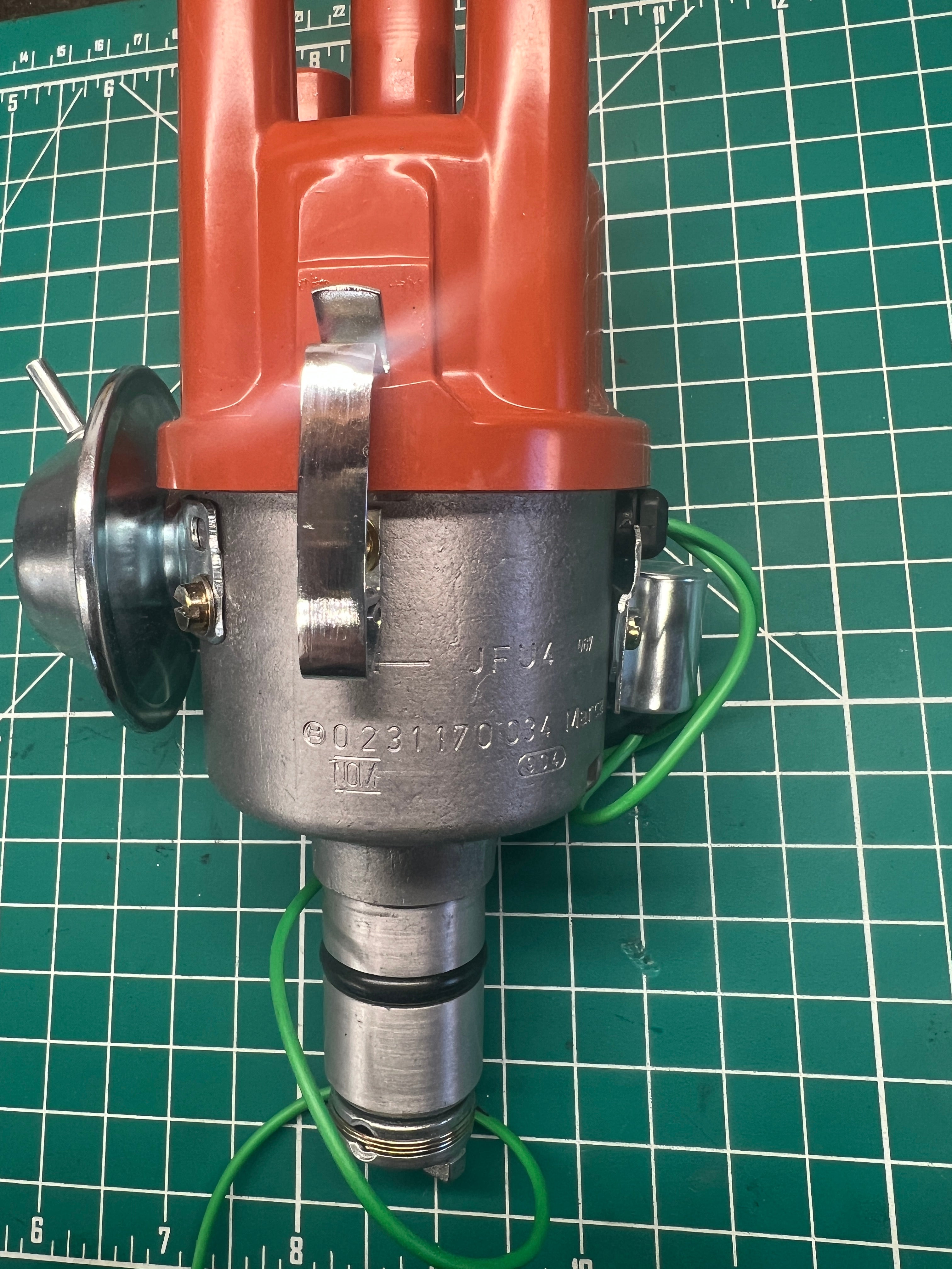 Restored Mexican Bosch 034 SVDA distributor | Sparxwerks